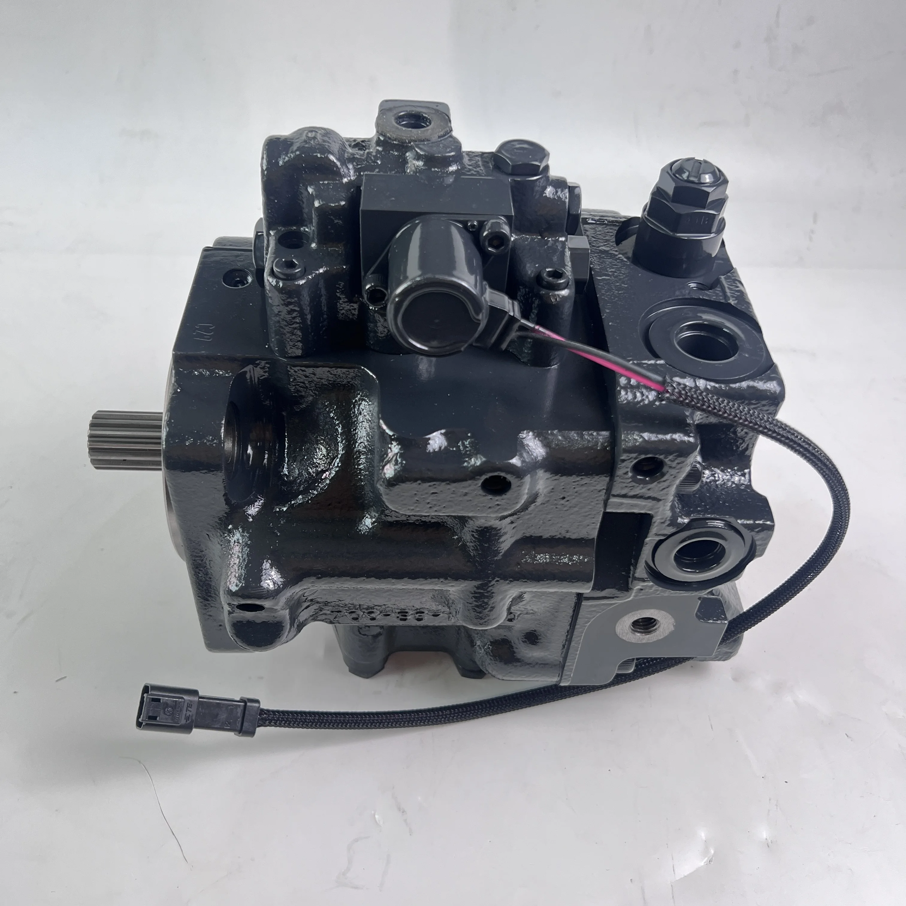 

Детали строительной техники Гидравлический вентиляторный насос в сборе 708-1T-00421 D275 D275A-5D Бульдозер