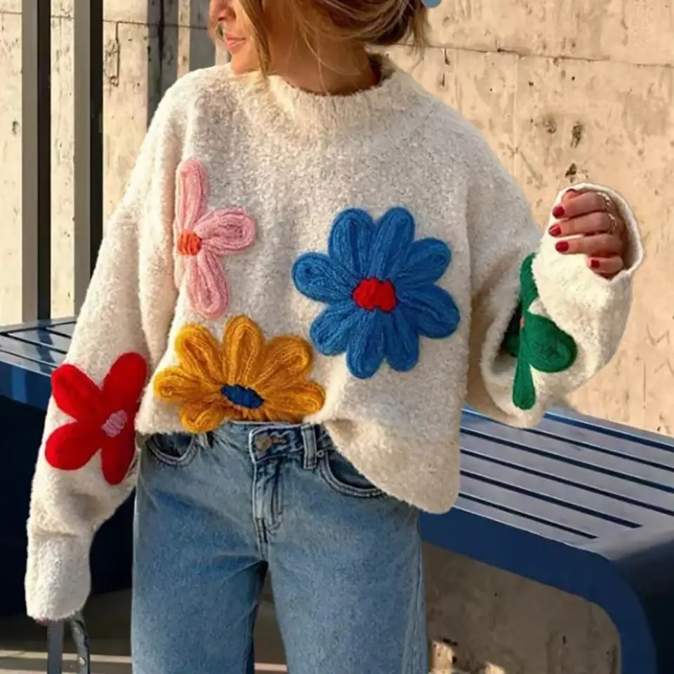 Jet Stream Contrast Flower Detail Colorblock Cuffed Loose Sweater