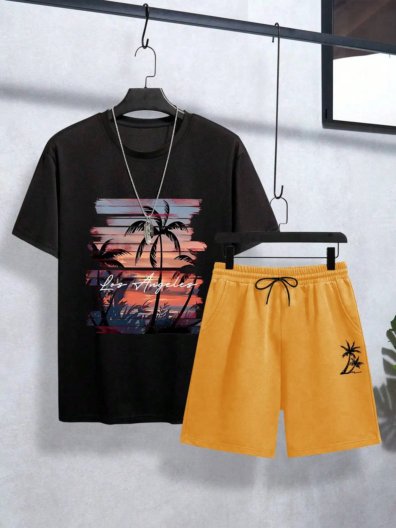 Conjunto de camiseta masculina casual de verão com ombro caído e shorts de cintura com cordão