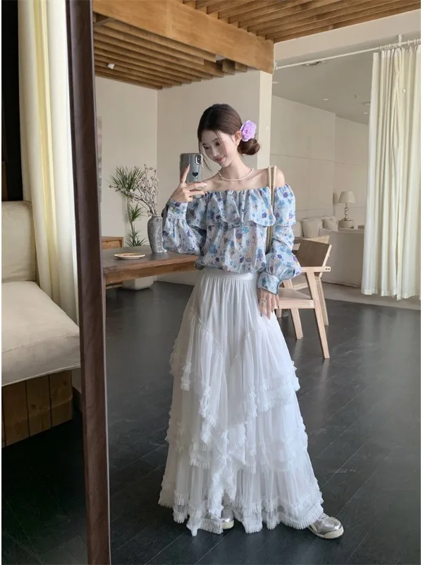 

Fashionable Spring 2026 Women's Set with Lace Trimmed Floral Blouse And High Waist Skirt Two-Piece Ensemble Elegant Casual Wear