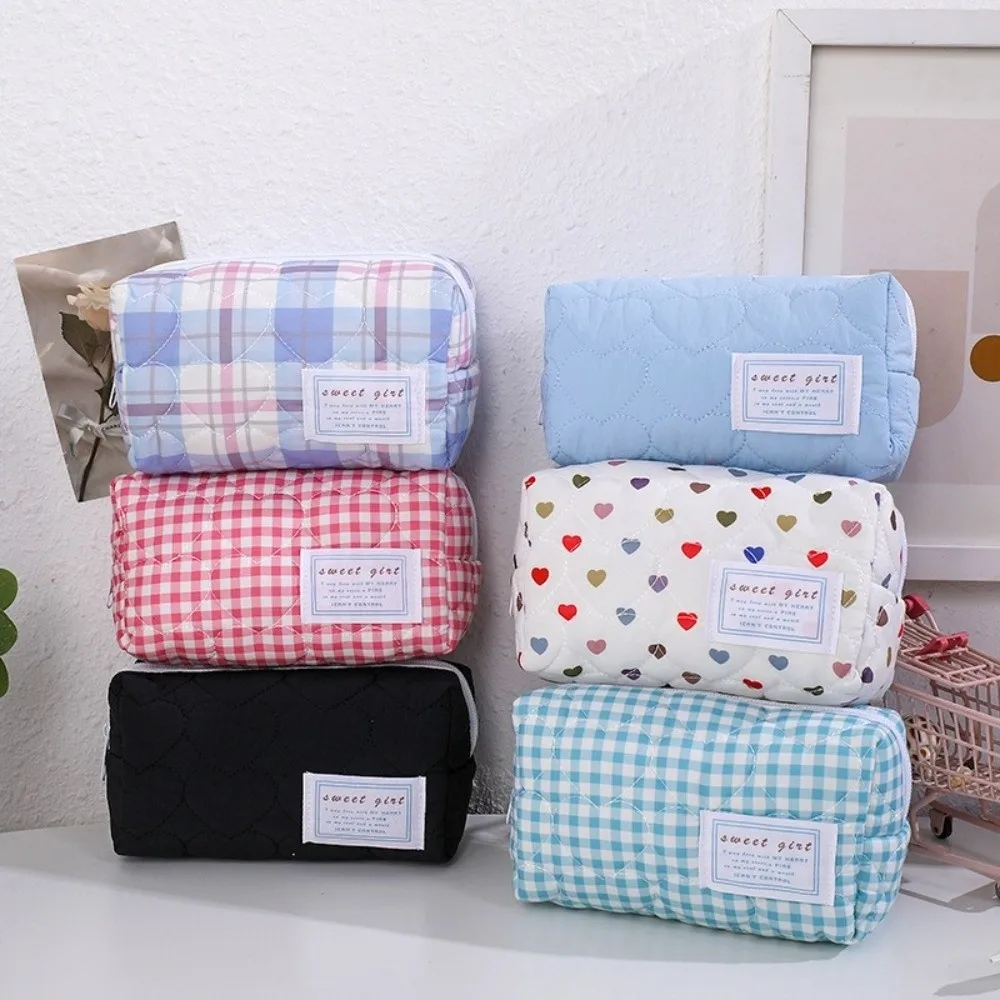 Multi Plaid Pattern Quilted Cosmetic Bag Large Capacity Multifunctional Toiletry Organizer Heart Polka Dot Design Makeup Pouch
