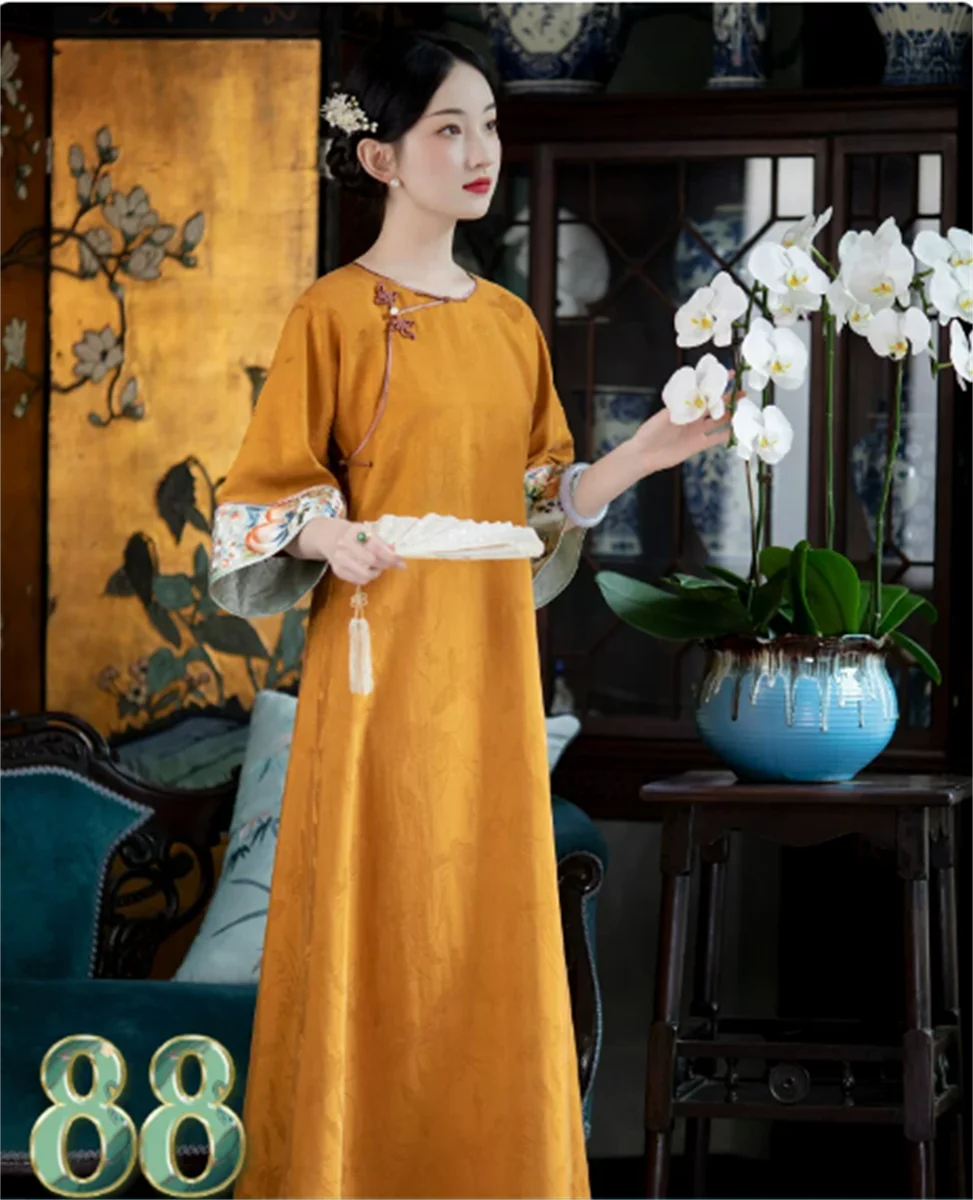 

Spring and Autumn New Gold Imitation Silk Jacquard Imitation Fragrant Cloud Yarn Printed Sleeves Vintage Large Swing Skirt