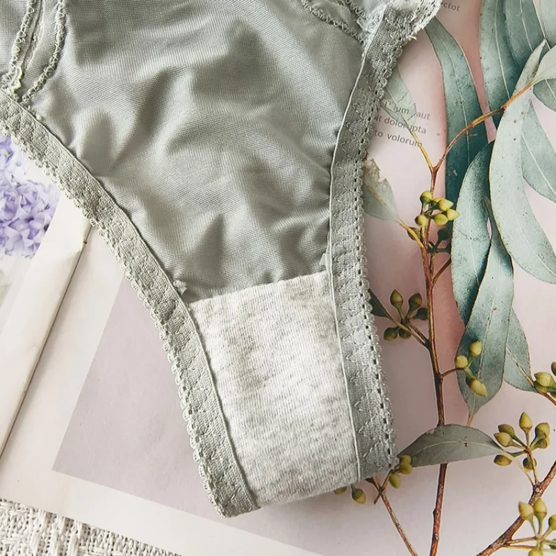 SP&CITY European Lace Sexy Thongs Embroidery Ice Silk Breathable Hollow Out Sexy Panties Women\'s Quick Dry Transparent Underwear