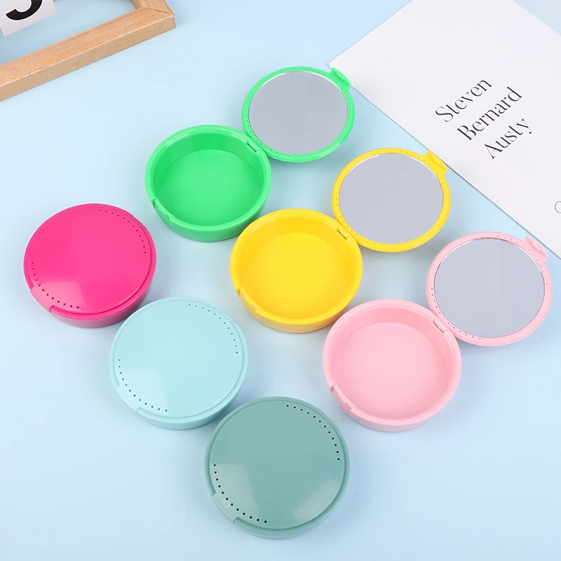 صندوق تخزين طقم الأسنان دائري مع مرآة صندوق نظافة الأسنان لتقويم الأسنان حاوية حماية الفم العناية بأطقم الأسنان