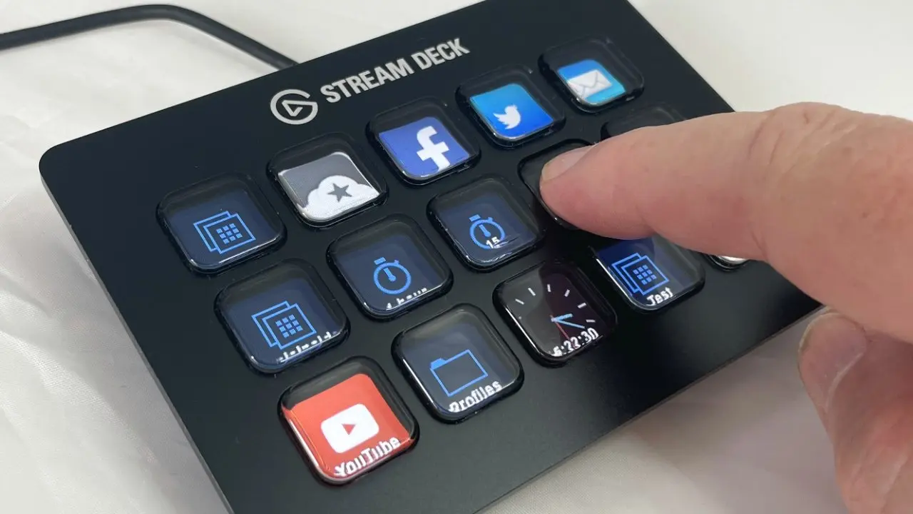Elgato Stream Deck 15 Review: My Real-World Experience as a Full