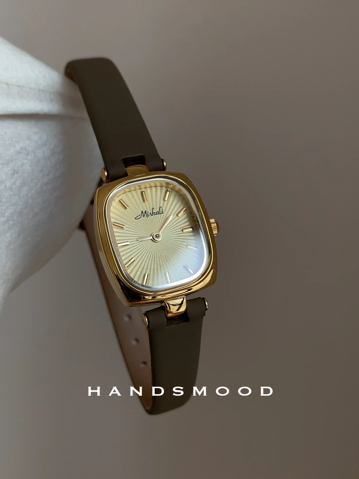 Jam tangan kuarsa wanita modis yang indah, gaya retro, mewah, berbahan kulit lembut, jam tangan baja tahan karat wanita, hadiah wanita