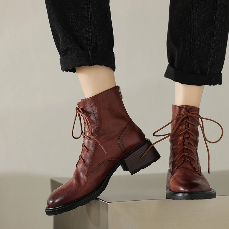 2024 jesienne/buty damskie zimowe okrągłe noski Chelsea Boots oryginalne skórzane buty dla kobiet Retro botki