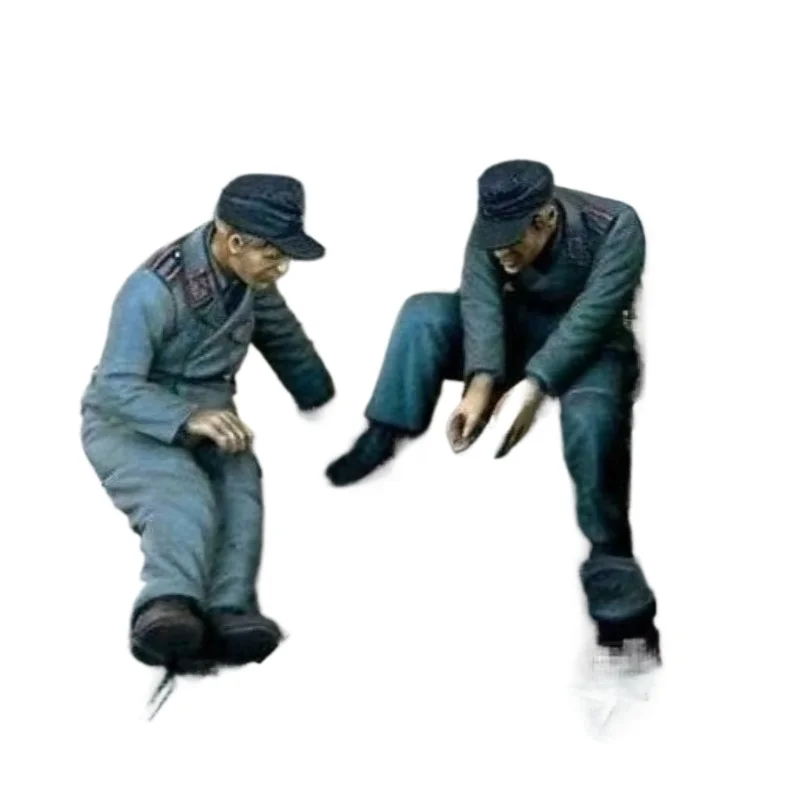 1/35 Scale Die-cast Resin Figure Model Kits Hobby Miniature Toys Tank Crew Engine Repair Soldier 2 Figures Unassembled Unpainted