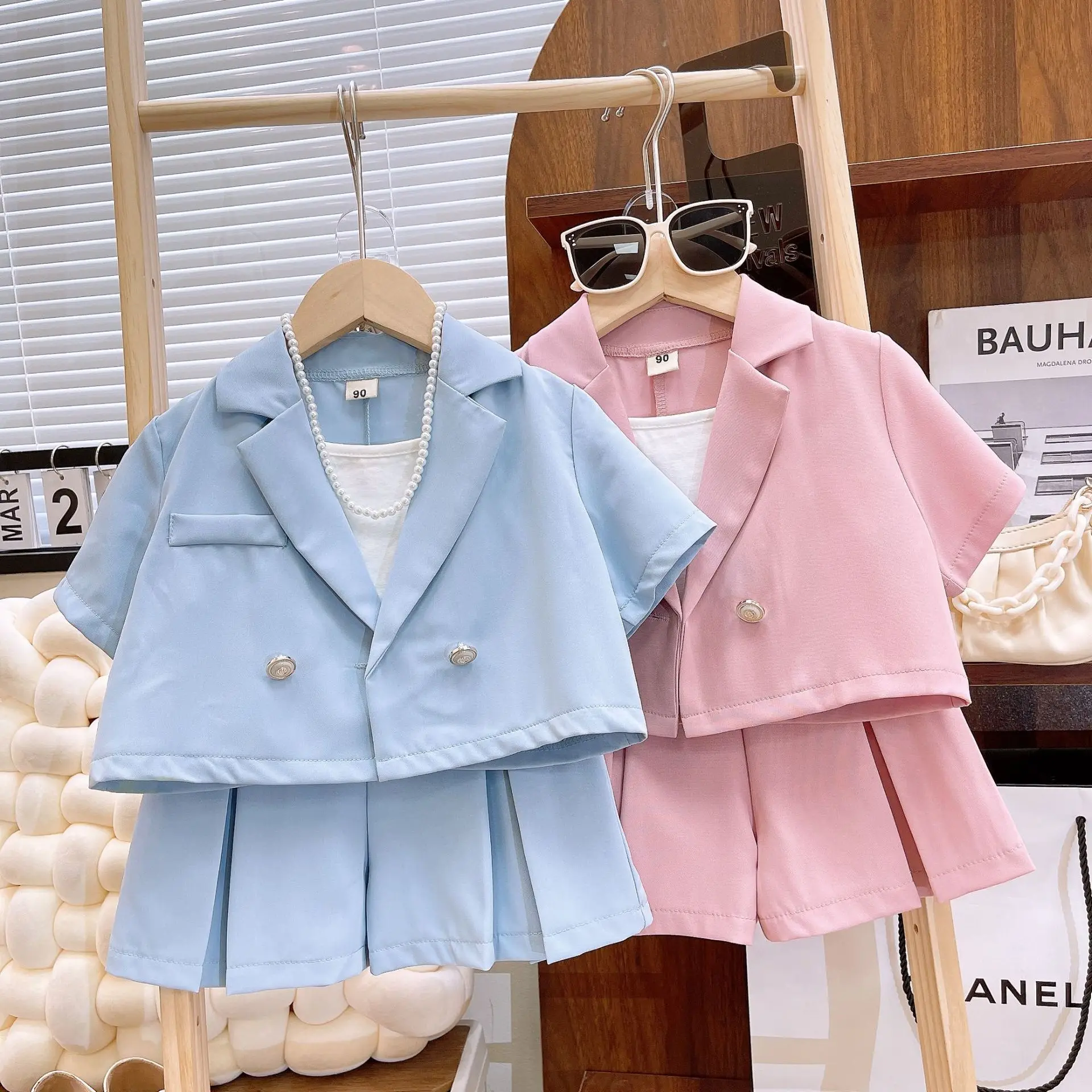 2026 Spring and Summer New Girls' Set Korean Fashion Small Suit Strap Three piece Set