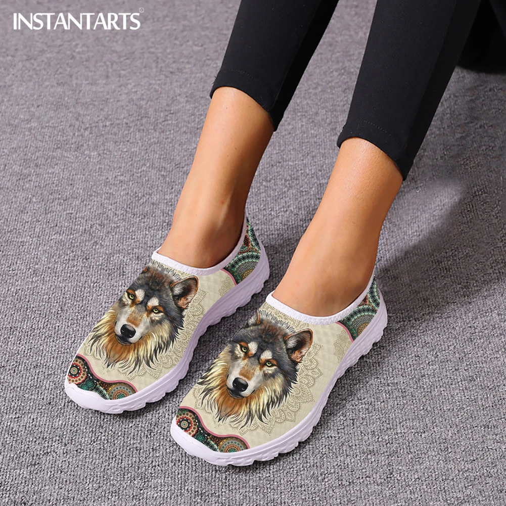 INSTANTARTS Bohemia Style Lady Breathable Flats Lightweight Air Mesh Shoes Wolf Vintage Mandala Design Slip-on Loafers for Women