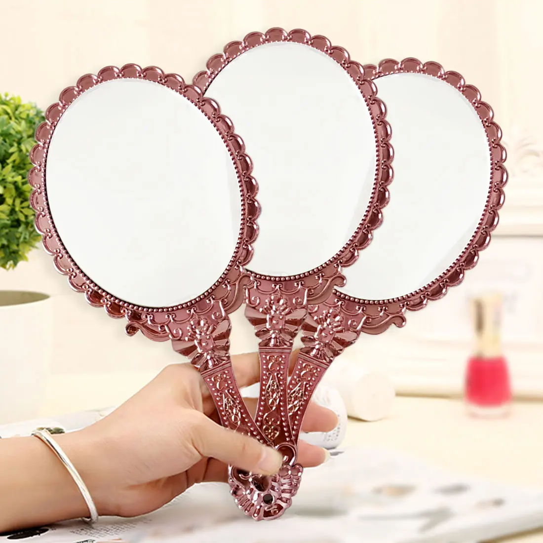 

L206 hot European Style Vintage Handheld Roses Mirror Princess Women Girls Oval Vanity Makeup Cosmetic Tool with Anti-Slip