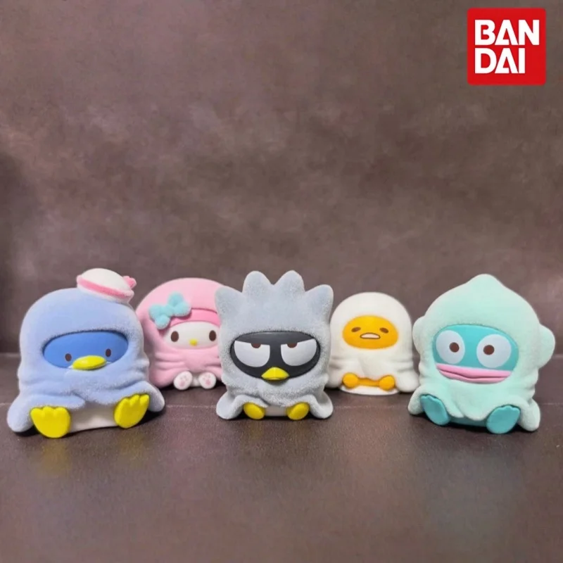 Bandai Gashapon Figur Sanrio Flockierte Decke Verkleidung Tuxedo Sam My Melody Hangyodon Gudetama Bad Badtz Maru Desktop-Dekoration