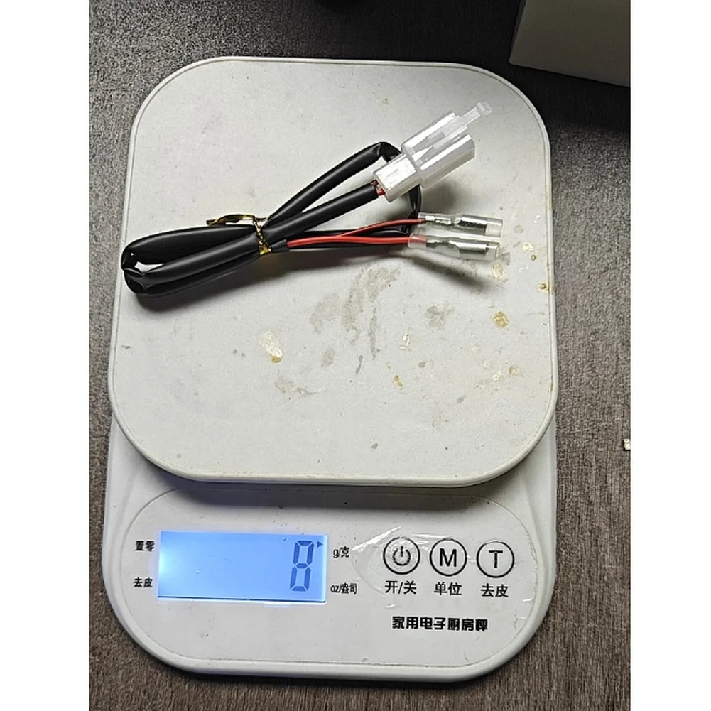 دراجة نارية 3 دبوس الأسلاك تسخير موصل لكاواساكي Z125 Z250 Z300 Z400 لوحة ترخيص ضوء سهلة التركيب