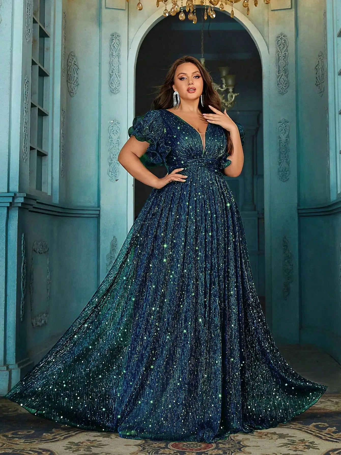 

Элегантное вечернее платье больших размеров с короткими рукавами-фонариками, расшитое пайетками, в пол, для торжественных мероприятий