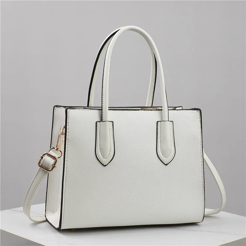 

TRAVEASY Brand Female Large Capacity Travel Shoulder Bag Leather Casual Crossbody Bags Women Ladies Luxury Designer Tote Handbag