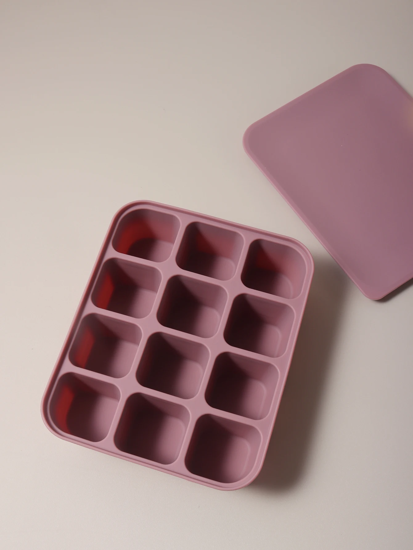 Hot sale 12 grid  Cube Trays For Freezer Ice Ball Maker Mold Mini square Ice Cube Mold with Lid Making