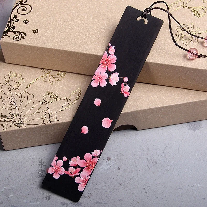 Creative Painted Carved Plum Blossom Butterfly Wooden Bookmark School Gift Reading Accessories Supplies Chinese Style Book Clip