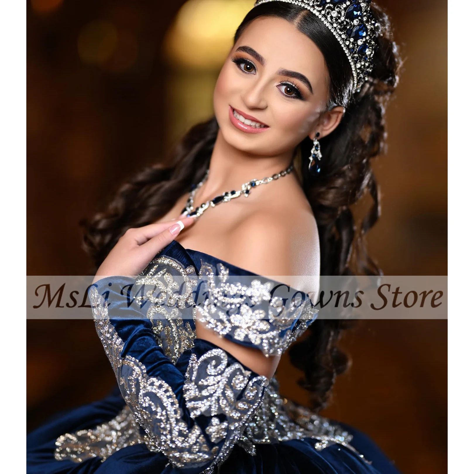 Vestidos De Quinceañera De terciopelo azul De lujo, apliques De hombros descubiertos, Vestidos De Baile De Princesa, Vestidos De Quinceañera De 15, hechos a medida