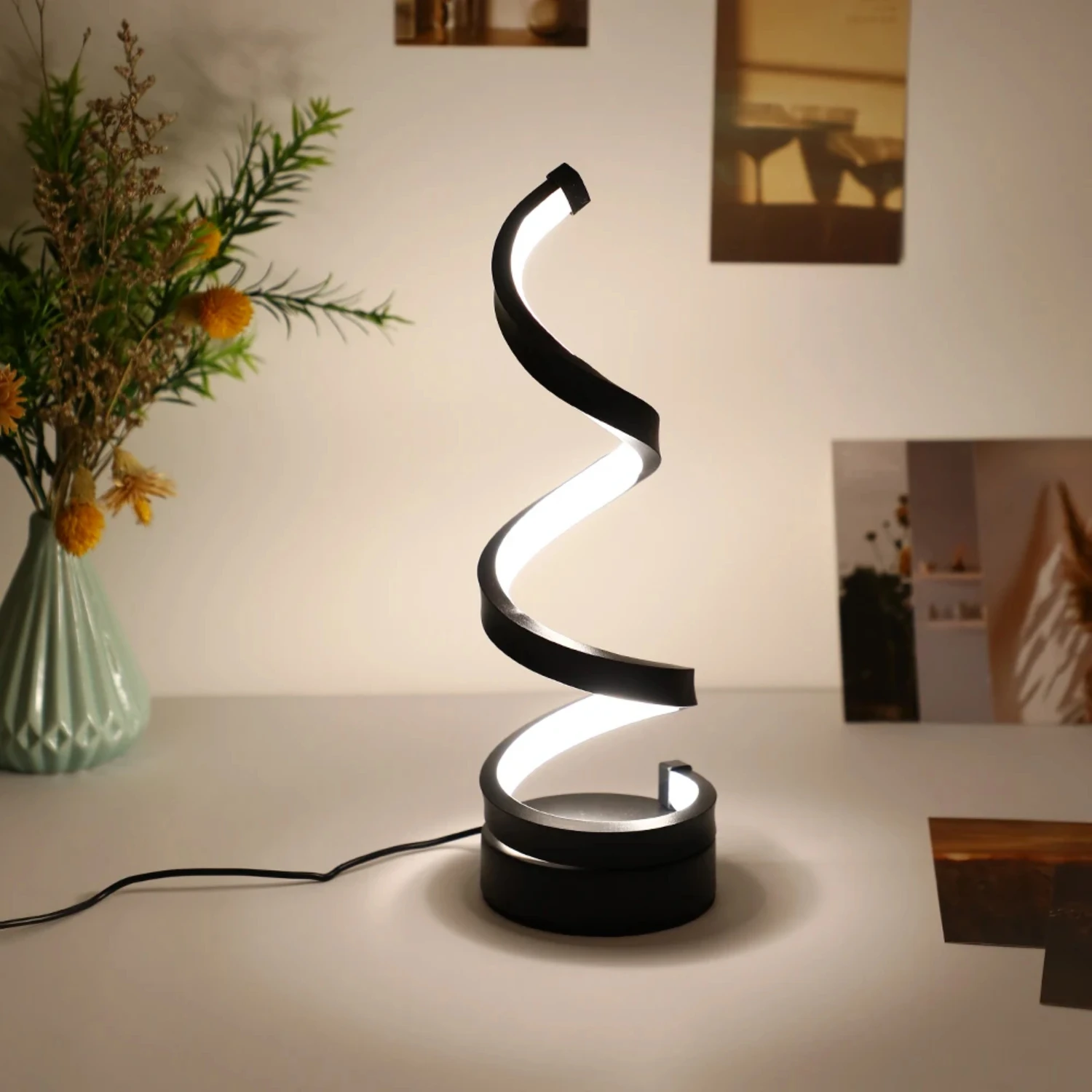 

1PC Modern Simple Table Lamp Bedroom Bedside Desk Creative Art Decorative Table Lamp
