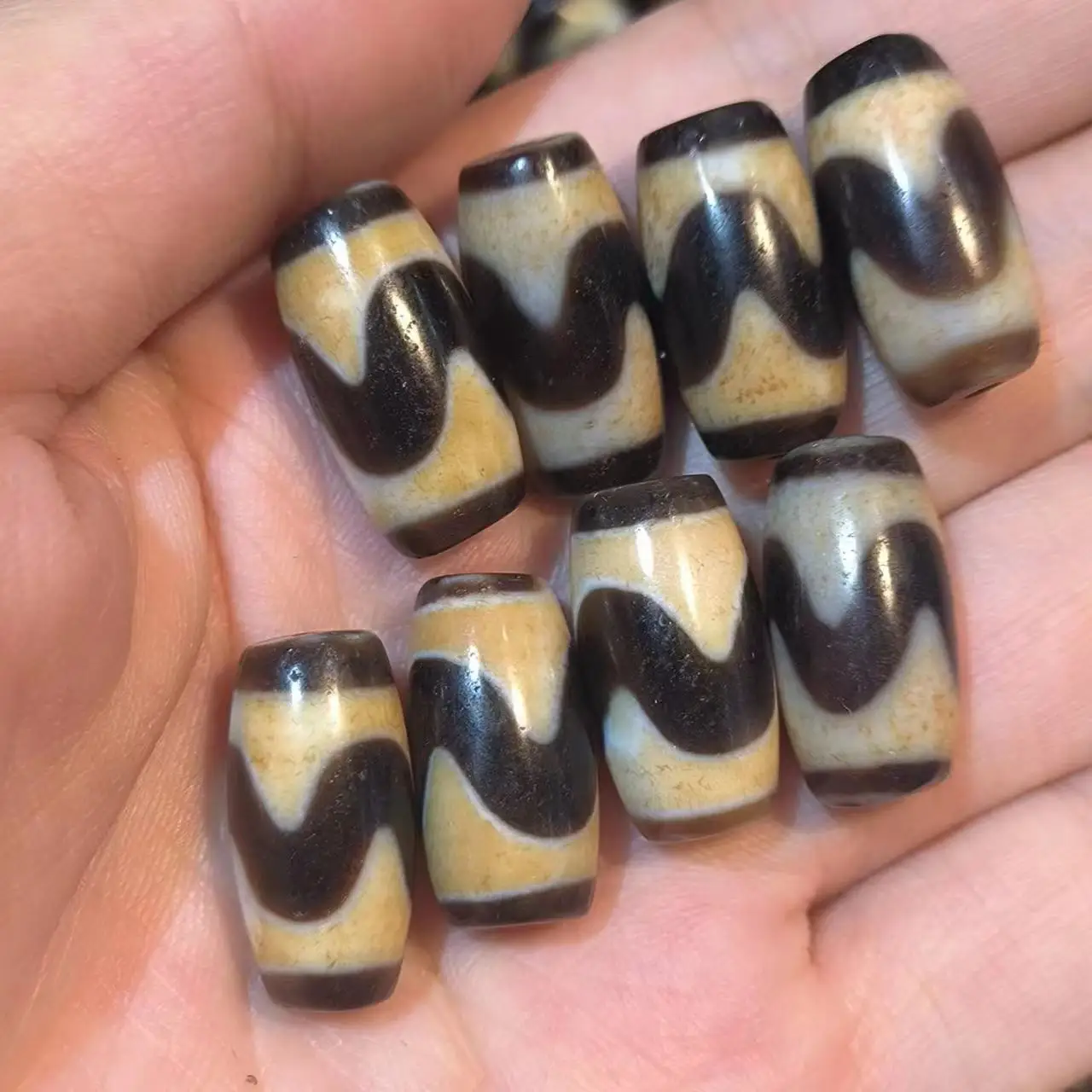 

10pcs/lot natural tiger tooth pattern old agate dzi wholesale Black and yellow Barrel beads Weathering lines Accessories jewelry