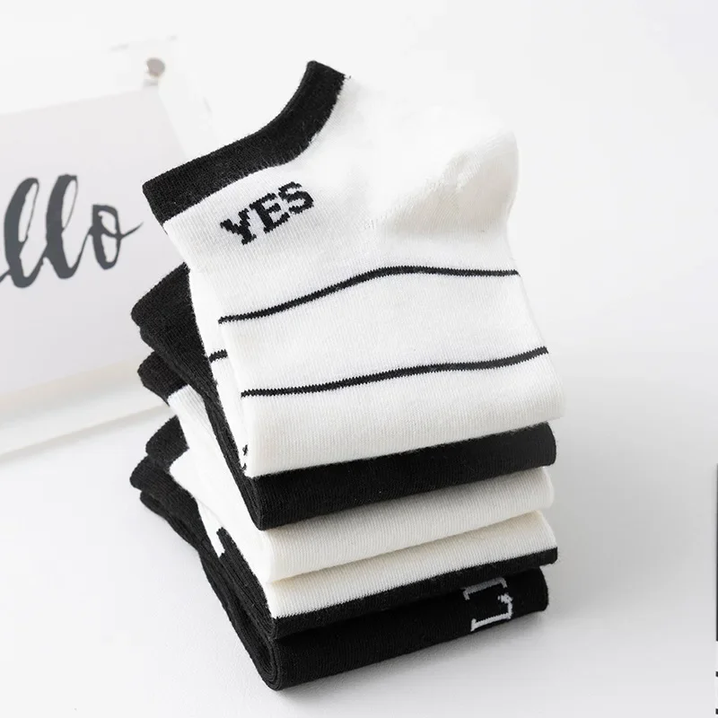 5/10 par wiosenne letnie męskie krótkie skarpetki moda czarne białe litery Design skarpetki Ultra cienka siateczka oddychające damskie skarpetki do kostki