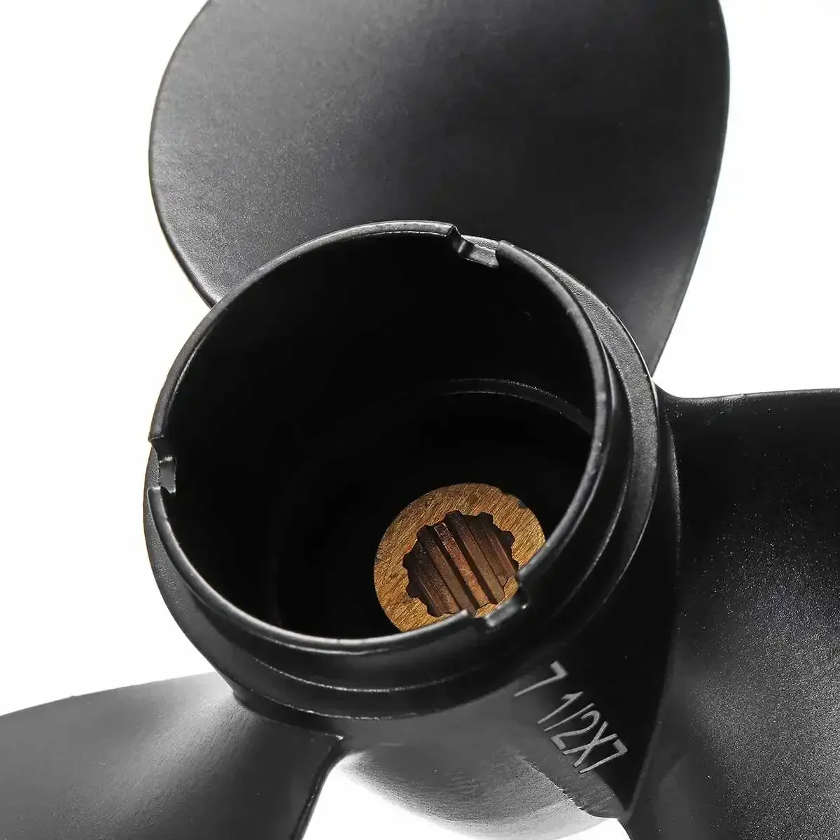 

4-6 л.с., 3 лопасти, 7 1/2 x 7, лодочный гребной винт для подвесного двигателя Suzuki, 10 шлицевых зубьев R, вращение из алюминиевого сплава 58110-91JN0-019