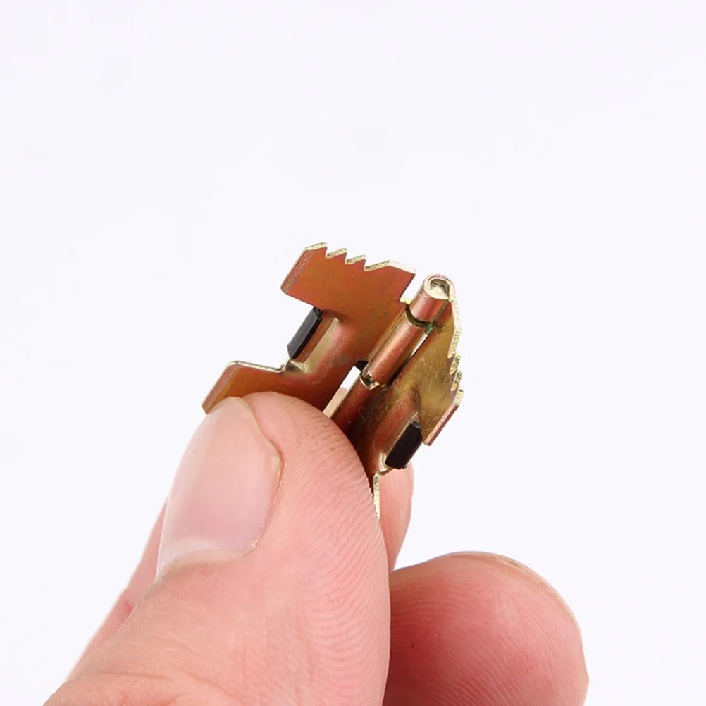 

50Pcs Jewelry Box Hinges Iron Mini Spring Closing Connectors Suitable for Wooden Crafts Jewelry Storage Iron Hinges