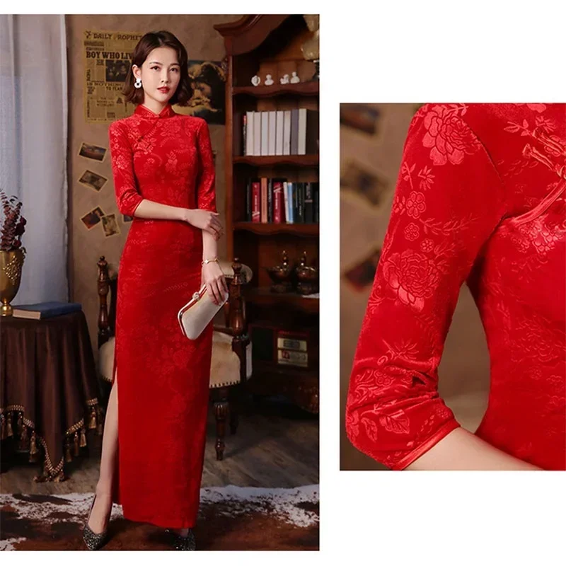 Vestido rojo de manga 3/4 largo Cheongsam de terciopelo ajustado para madre vestidos de noche tradicionales elegantes Qipao