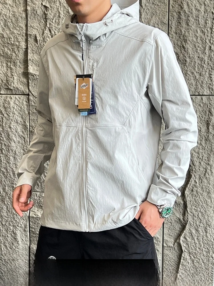 

Men's Outdoor Lightweight Soft Jacket Windproof Water Resistant Four Way Stretch Elastic Nylon Polyester Zipper Closure...