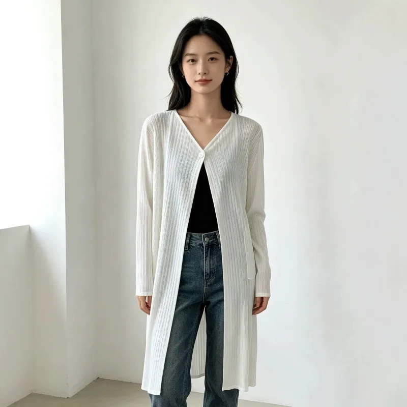 

Miyake Solid Pleated Long Cardigan Women 2026 Summer Thin Sun Protection Coat Elegant Slim Fit Versatile Outerwear Trench Coat