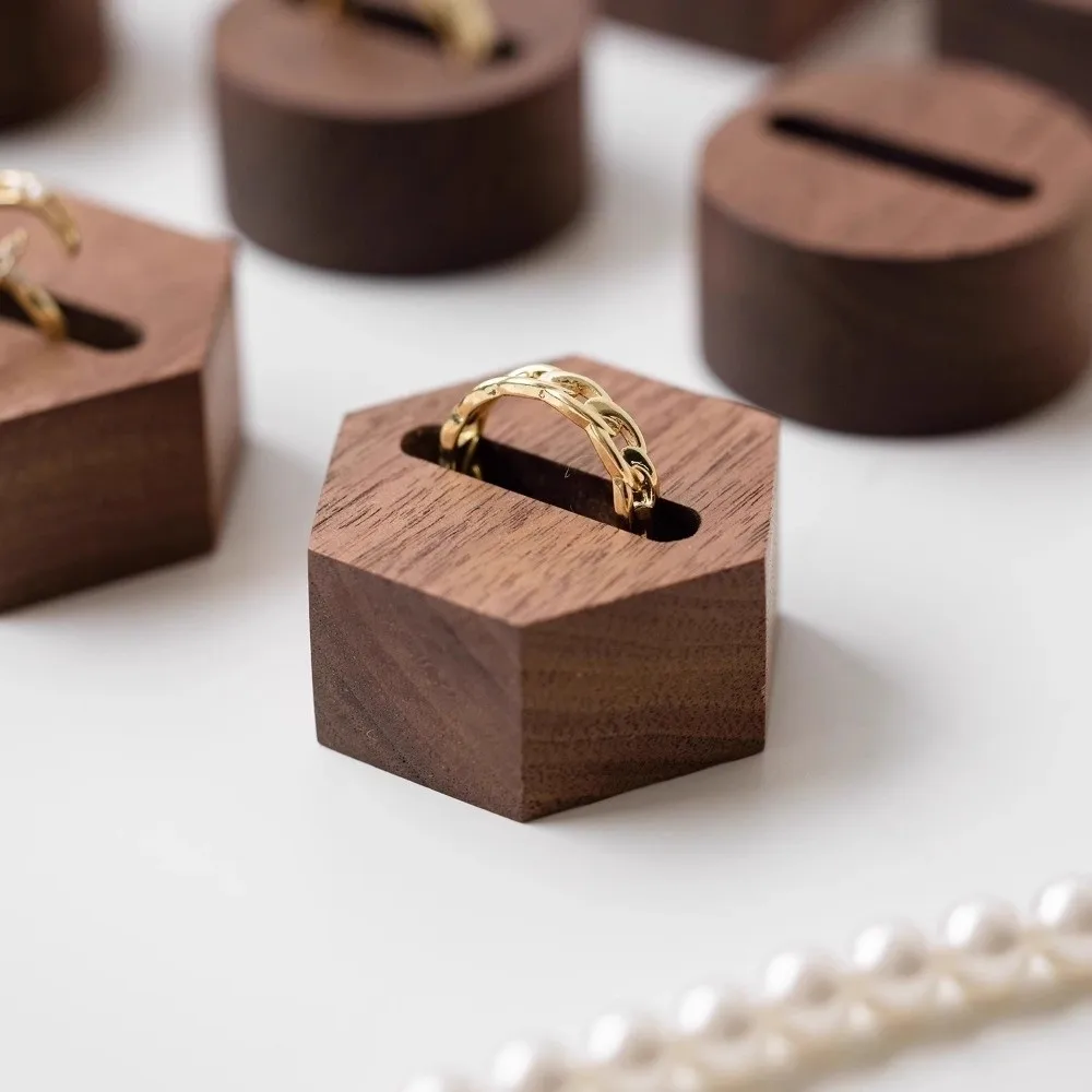 

Vintage Solid Wood Walnut Jewelry Stand Jewelry Show Props Home Decoration Ring Display Stand Rings Organizer Ring