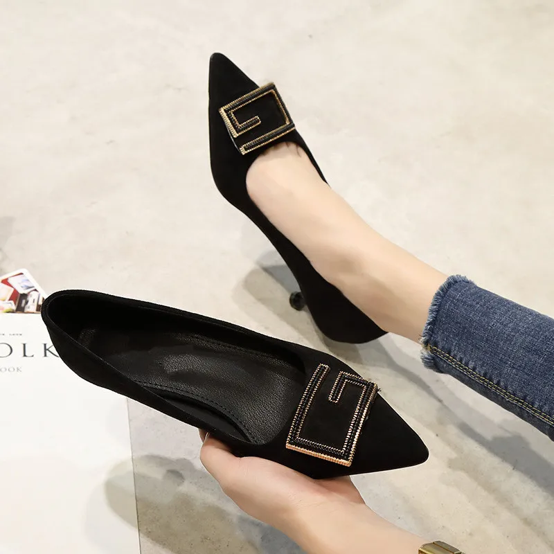 

Fashion Metal G-shaped Buckle Women Pumps 2024 Autumn New Black Solid Flock Pointed Toe High Heels 6CM Ladies Office Shoes Dress