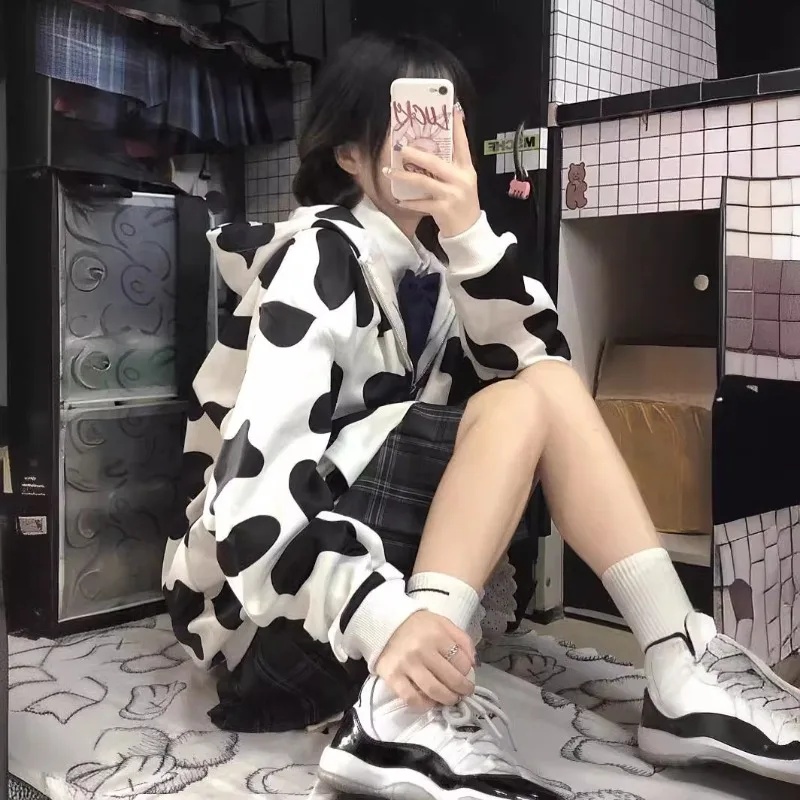 

Spring and Autumn Dairy Cow Sweater Cardigan Is Slim and Loose with Terry Cotton Cardigan