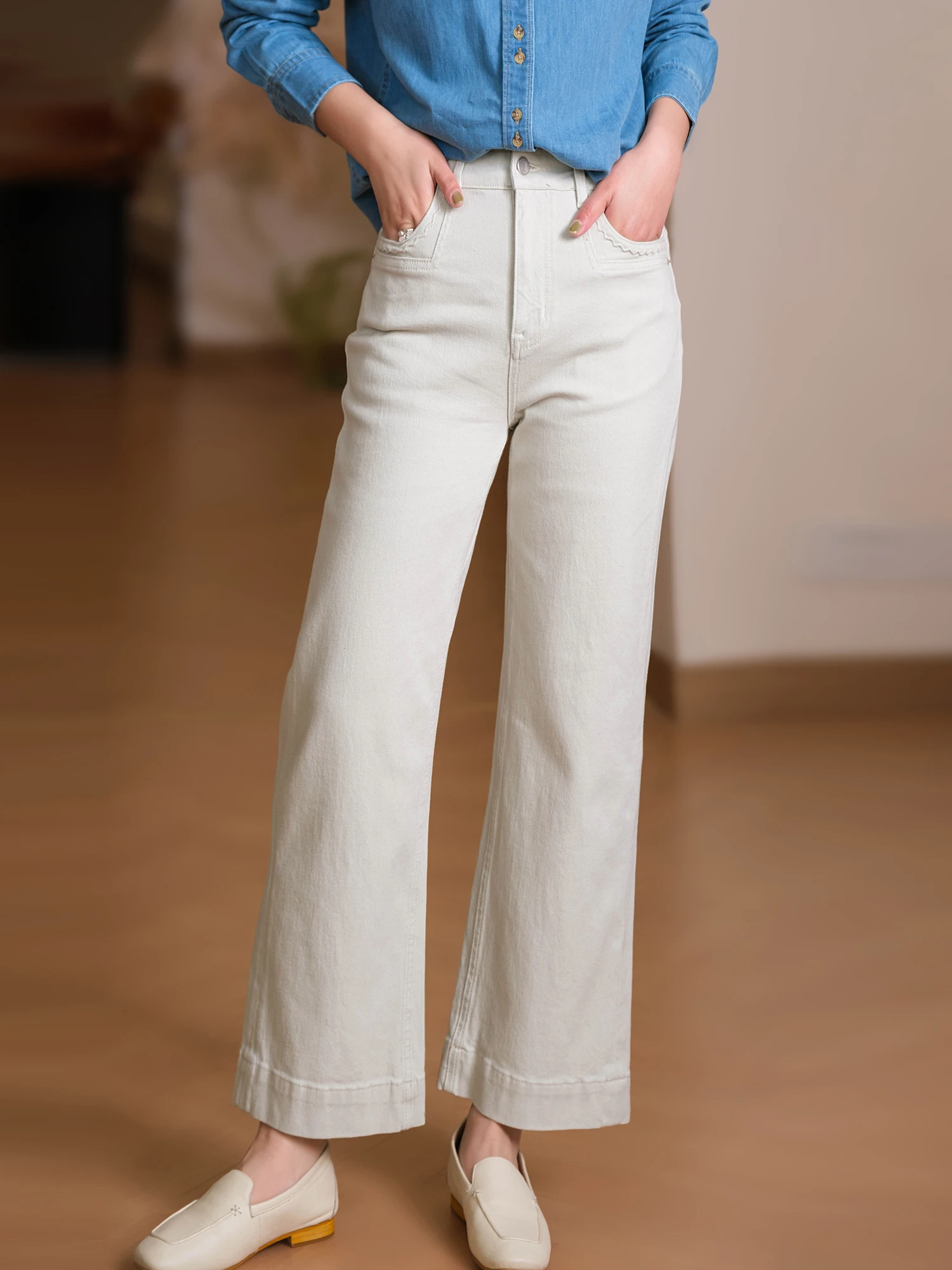 

Slimming Effectiveness Exquisite Embroidery High Waist Cotton Jeans Women's Premium Quality Machine Embroidered Standard Fit