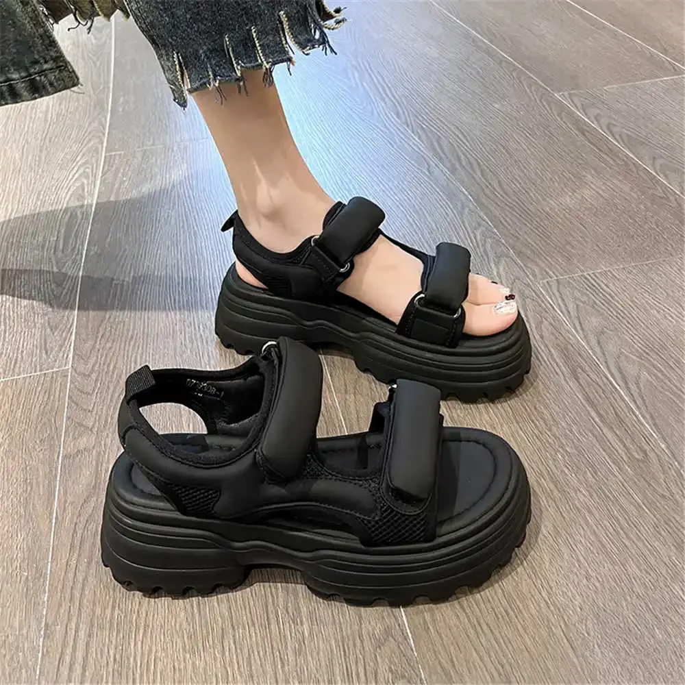 Ventilation Flatform Slippers Luxury Woman Summer Sandals Shoes Flat Shoes Sneakers Sports Tenix Designers Exerciser Choes