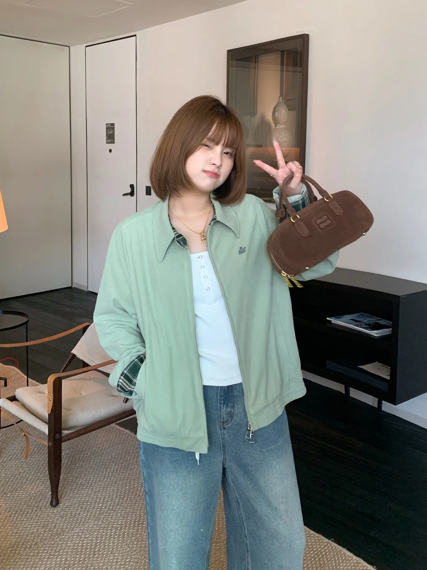 

Женская винтажная куртка из вельвета в клетку большого размера Mae, цветная, с цветовыми блоками, для фанатов Pet Fans. Распродано, не является дополнительной покупкой.