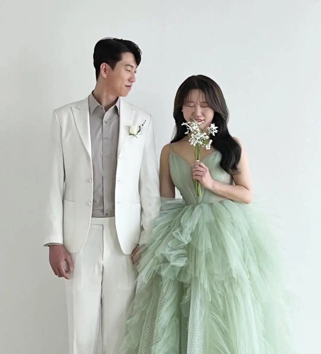 Sondr Mint Green Korean Wedding Dresses Spaghetti Straps Pleated Fluffy Bridal Gown Customized Luxury Party Dresses for Women