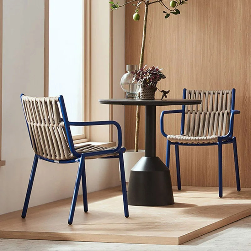 ht-Best-Selling Modern Design Outdoor Villa Rattan Chair Set Lightweight Durable Waterproof and Sun-Proof Woven Tables Chairs