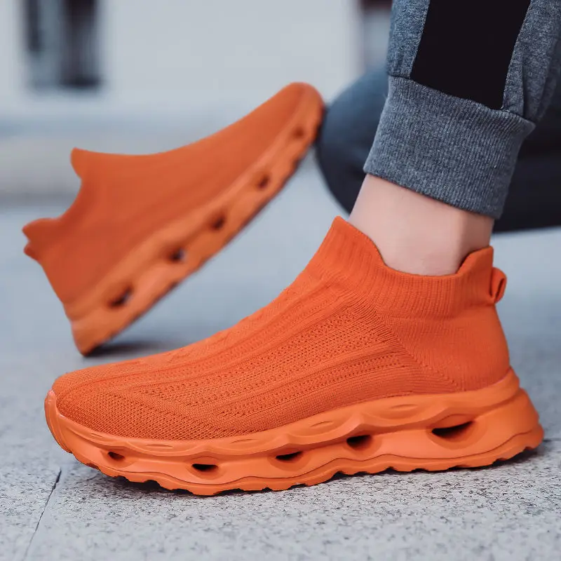 

Мягкие слипоны с сетчатым верхом на толстой платформе, спортивная обувь для мужчин, низкая цена, дешевые жидкостные стильные повседневные кроссовки для бега в тренажерном зале