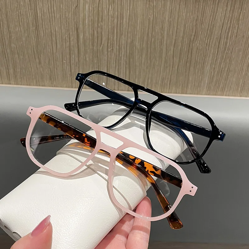 Pink Pilot Big Frame Rivet Anti Blue Light Glasses Women For Men Vintage Sun Glasses Luxury Brand Designer Punk Eyeglasses Frame
