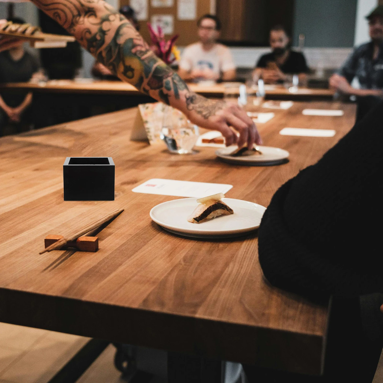 

2pcs Japanese Style Wood Sake Box Multi-Functional Sake Cup Holder Storage Container Portable Wooden Box For Household Kitchen