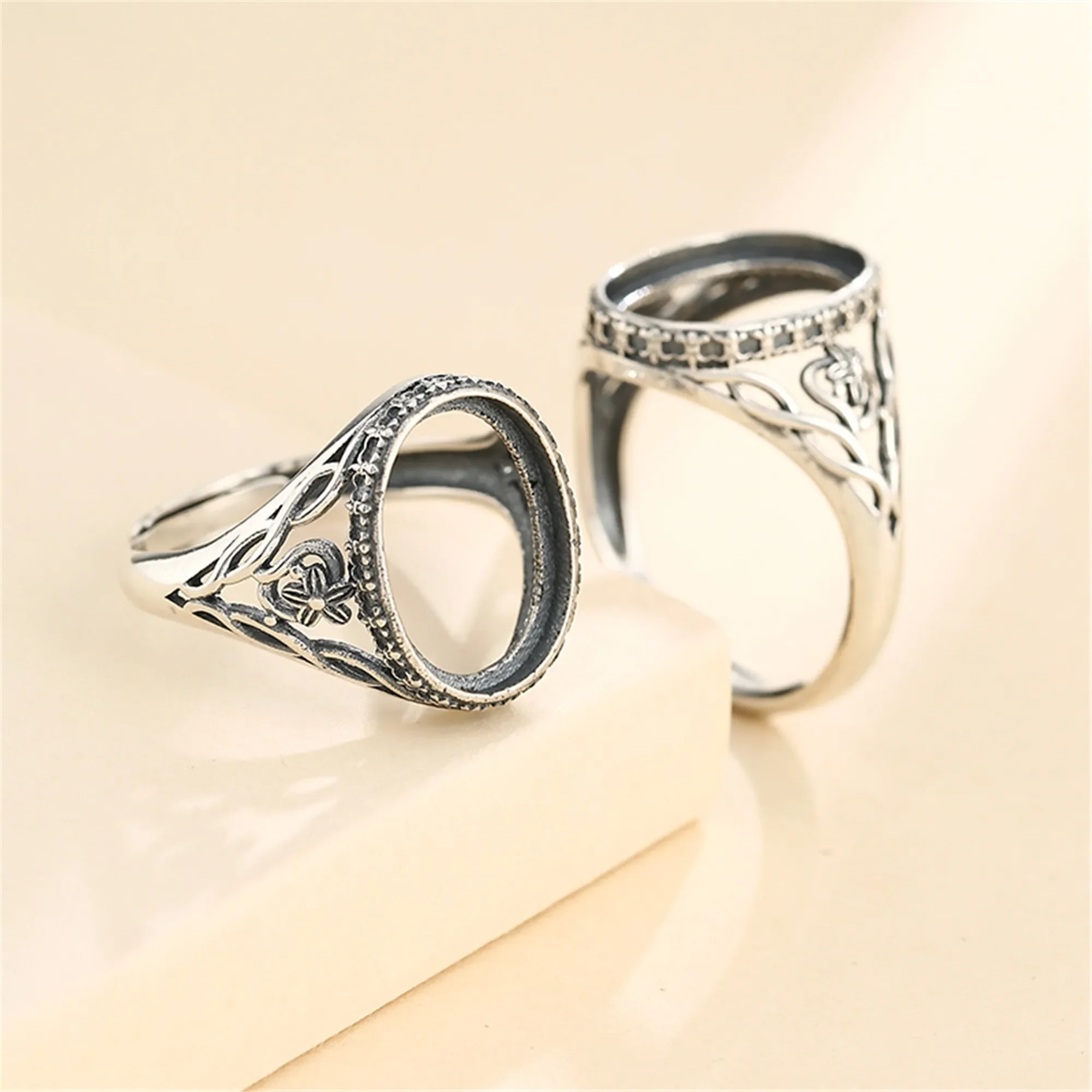 

Регулируемое кольцо из серебра 925 пробы для овальных кабошонов размером 12x16 мм