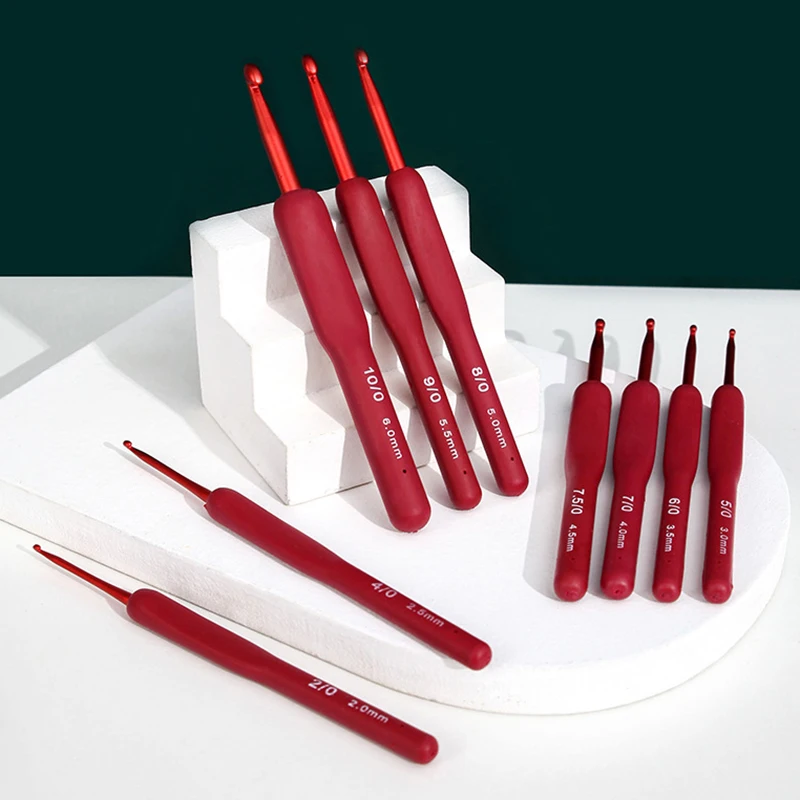 2mm-6mm Premium Aluminum Crochet Hooks with Red Soft Rubber Grip Cushioned Handles Knitting Needles Braids Knitting Tool