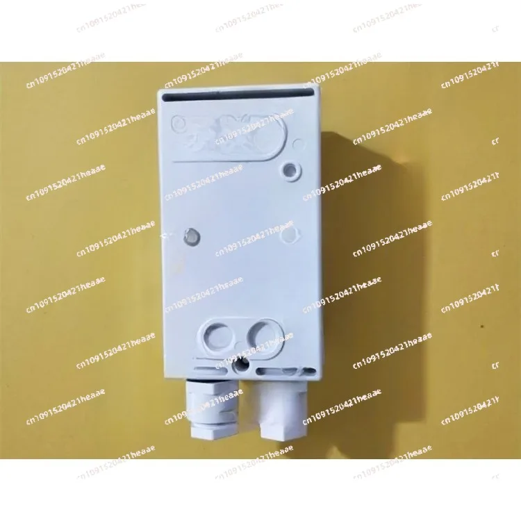 Suitable for  DZ162-16 (M611) 16A 10A, etc., tipo impermeable Disyuntor de interruptor de protección impermeable