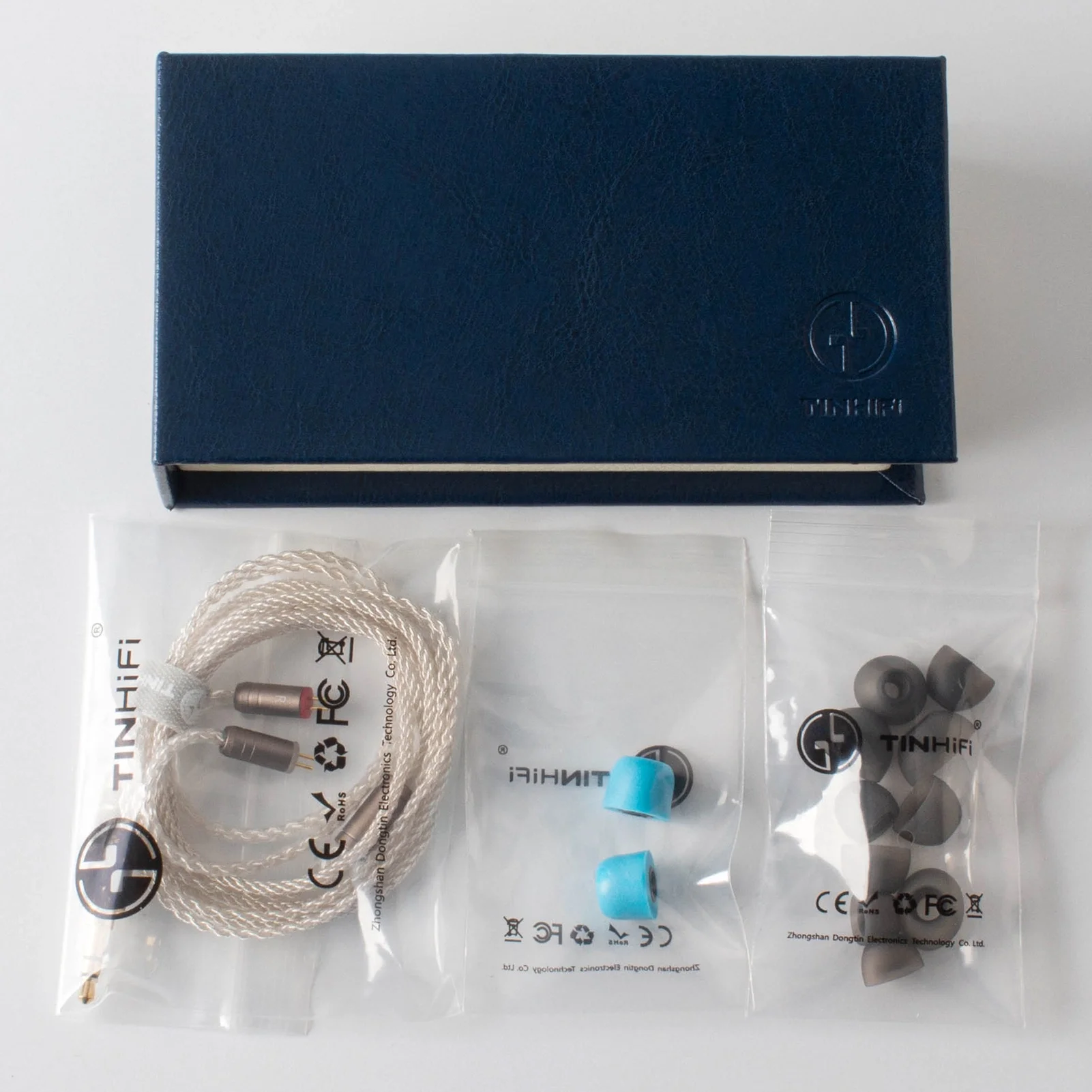 หูฟัง TINHIFI T2 พร้อมไดรเวอร์แบบไดนามิกคู่ จัดการจูนเบา และความถี่ต่ําปานกลางเพื่อเสียงที่ชัดเจน