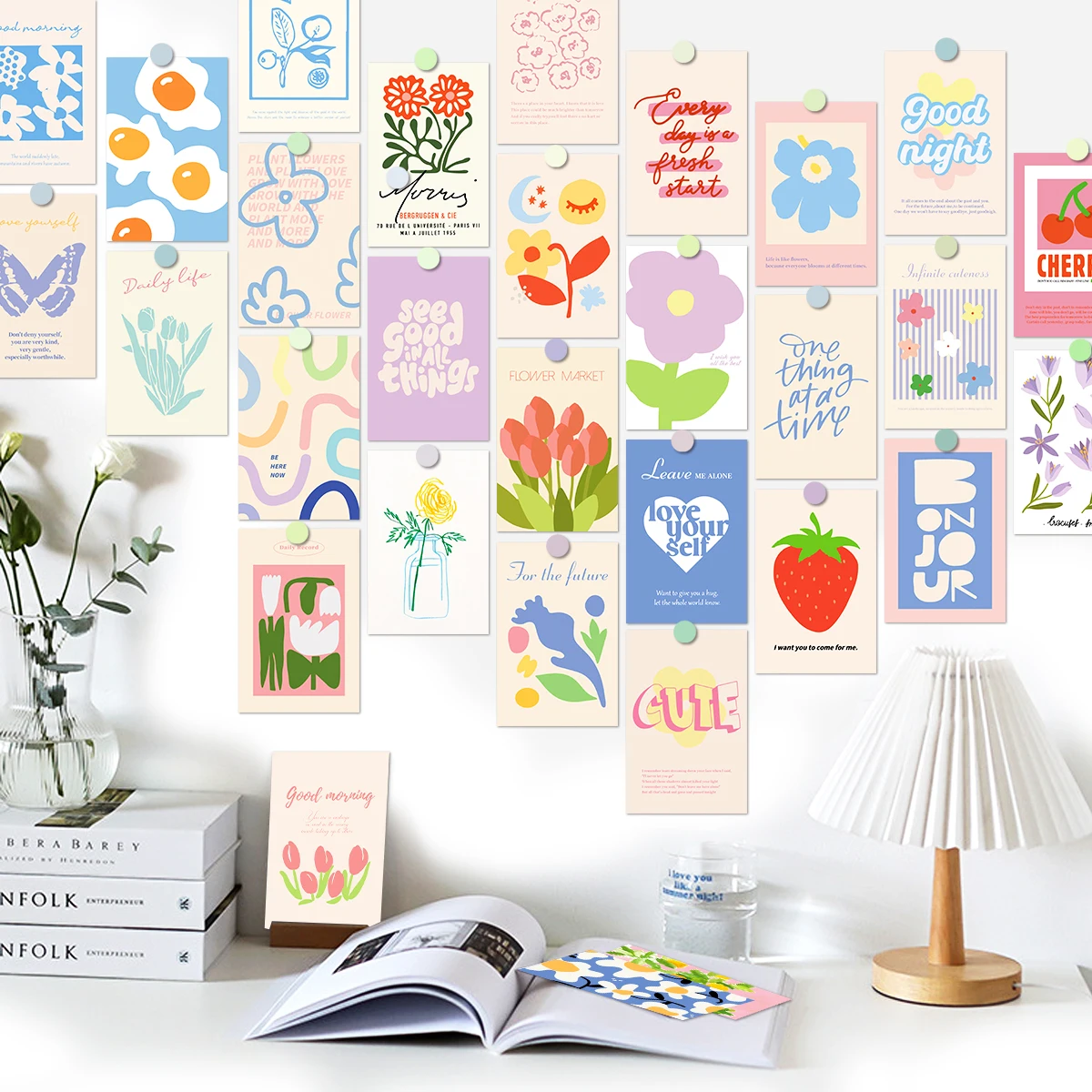 30pcs Girl Trendy Aesthetic Collage Posters,Small Postcard Set,Women Aesthetic Preppy Wall Art Collage Kit Home Room Decoration