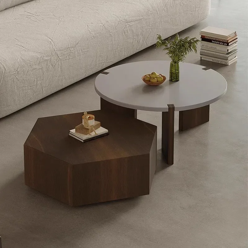 B & B antique retro sitting, small creative does not occupy a round table