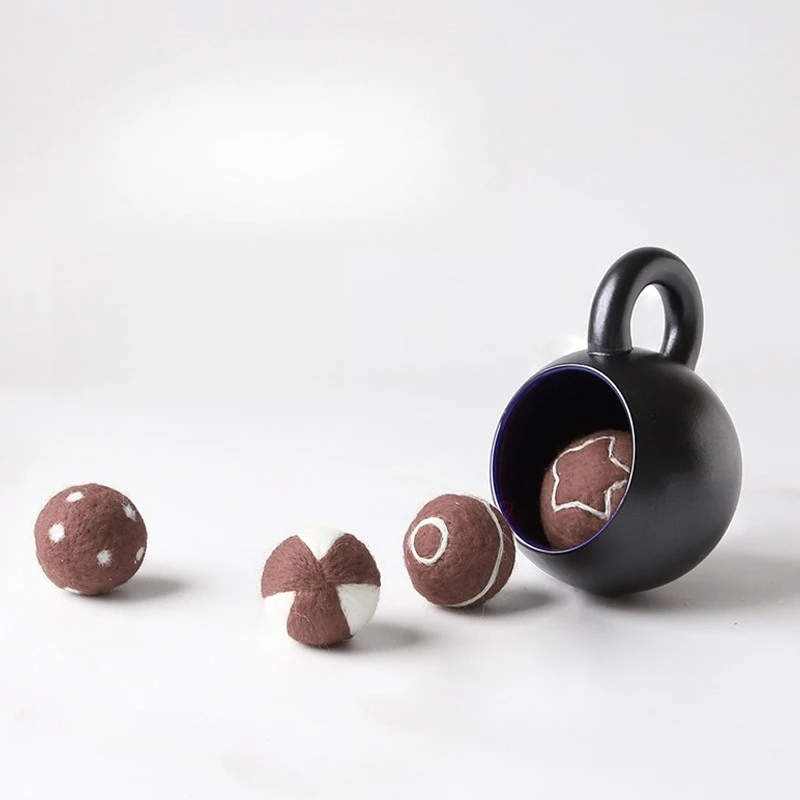 Planet Shaped Ceramic Mug with Matte Finish Handle Unique Coffee Cup Design