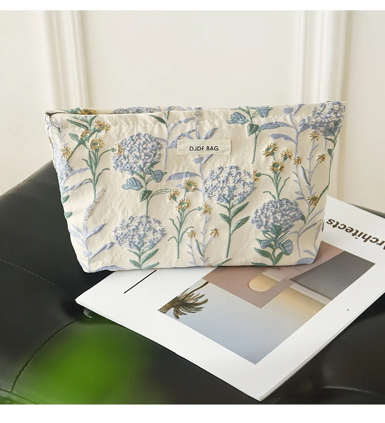 Blue Bouquet Damen-Make-up-Tasche, große Kapazität, Canvas-Kulturtasche – zur Aufbewahrung von Damenbinden und Make-up-Zubehör, Reise-Organizer – Detail 8