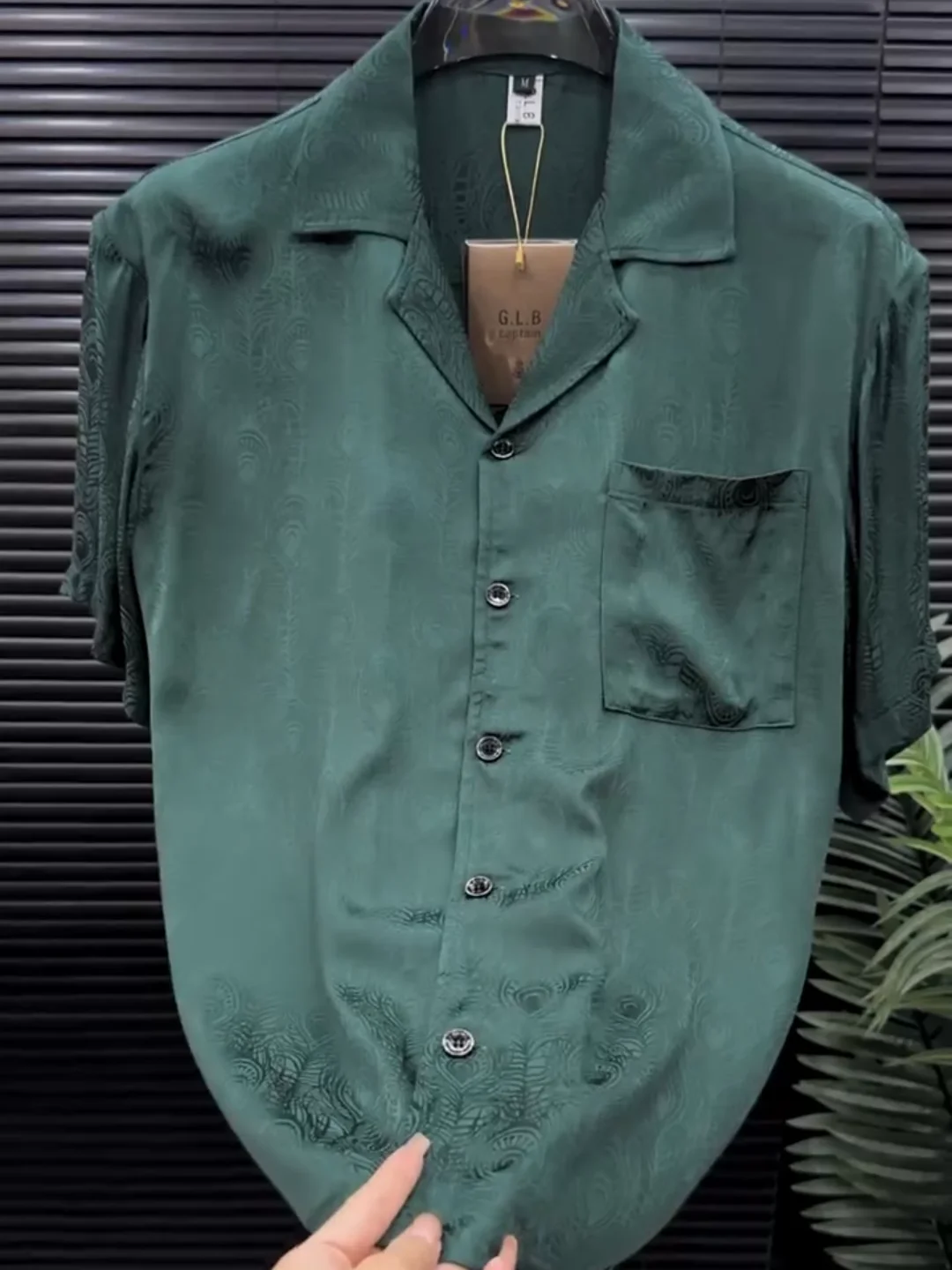 

8130 Summer New Men's Cuban Collar Short Sleeve High Quality Fashionable Versatile Casual Cool Business European Style High E...